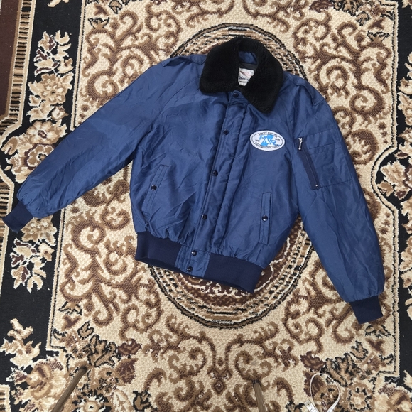 80s 90s Navy Blue Windbreaker Pacific Northern Railway Faux Fur 1980 1990 Retro - Picture 2 of 16